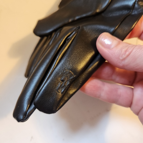 MM6 Maison Margiela Glove Zipped Mini Shoulder Bag in GUC - Picture 7 of 10